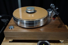 Acoustic Solid - Solid Wood MPX Turntable with Sorane SA1.2 Tonearm