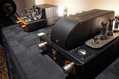 Unison Research - S6 & Triode 25 Tube Amplifiers