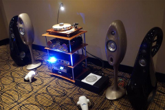 Vivid Audio - Giya G4 & V1.5 Speakers