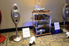 Vivid Audio - B1 Decade & V1.5 Speakers / Acoustic Solid - Solid Classic Wood MPX Midi Xtended Version Turtable
